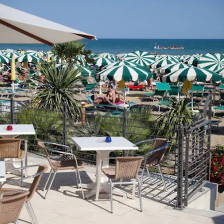 Hotel Columbia&ninfea 3*