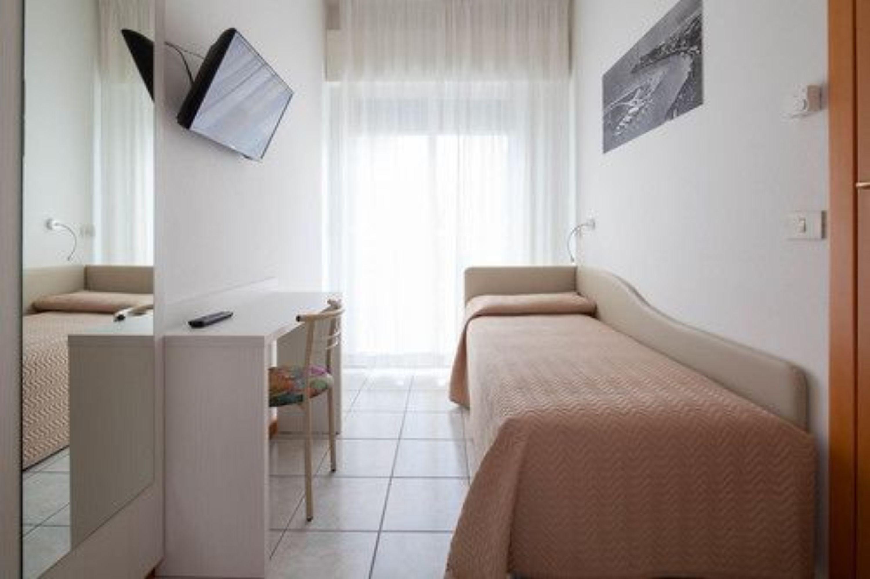 Columbia & Ninfea 3*