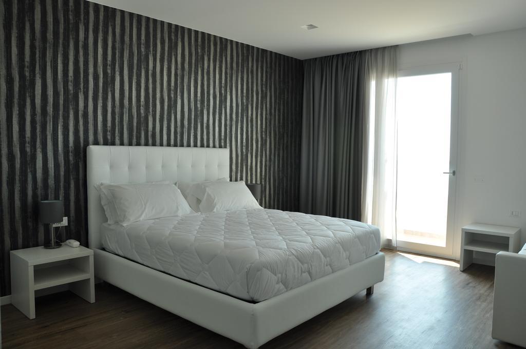 Hotel Columbia & Ninfea