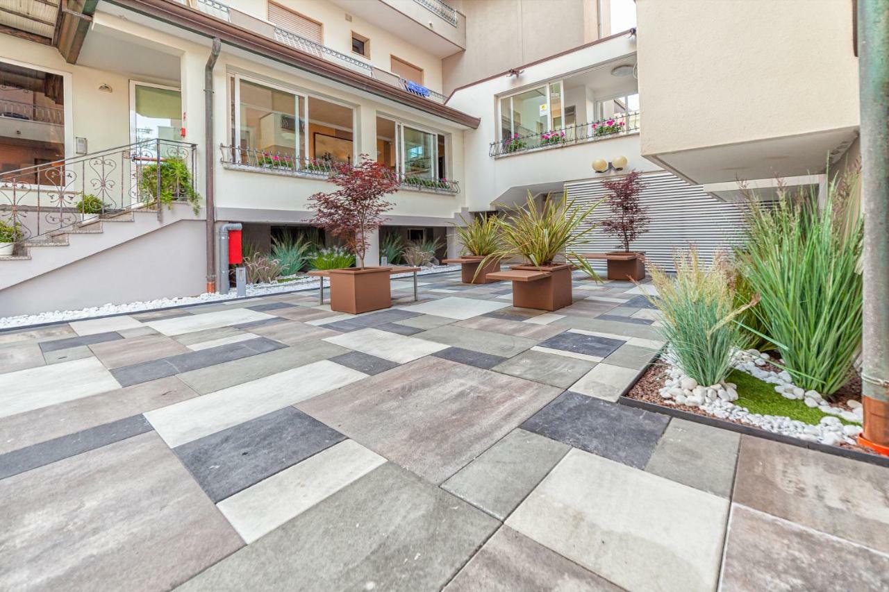 Columbia & Ninfea Hotel 3*