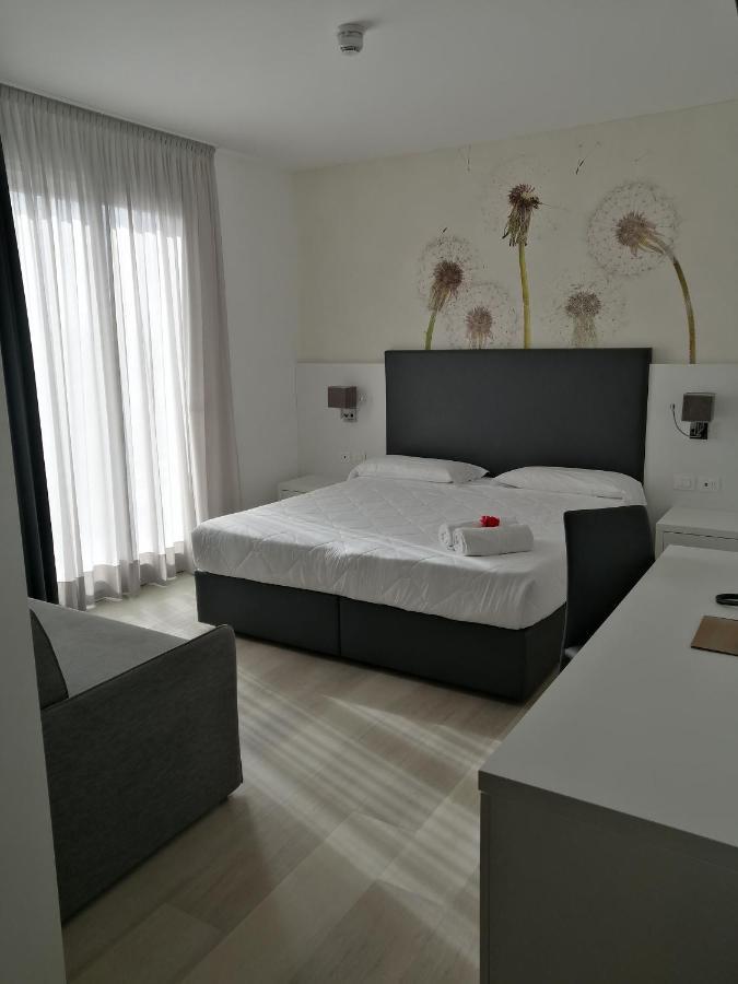 Columbia&ninfea Hotel