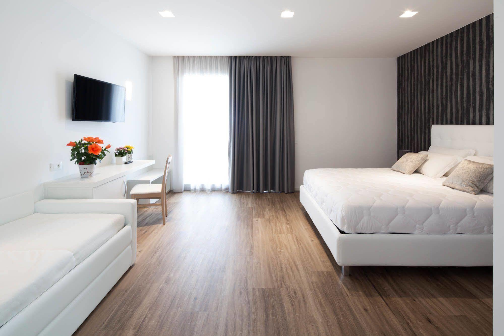 Columbia&ninfea 3* Lido di Jesolo